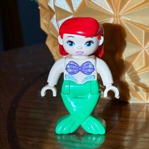 LEGO DUPLO Disney Princess Ariel mini-figure Mermaid Mini Figure